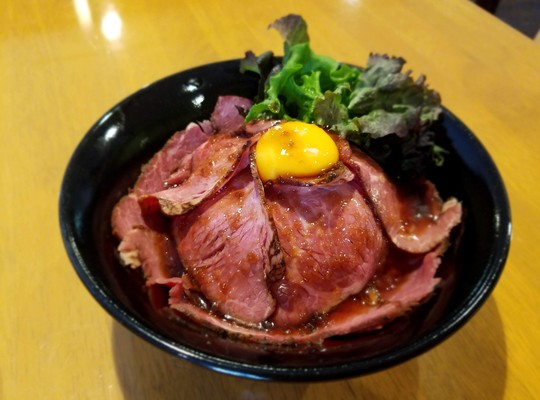 ランチ　ローストビーフ丼