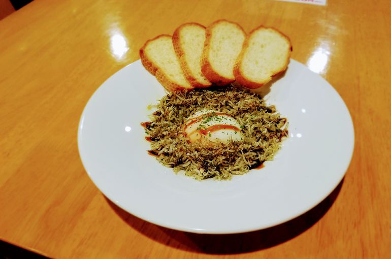 シラスのにんにく炒め
